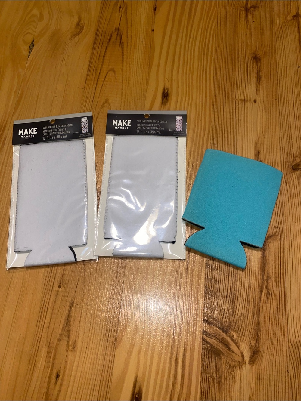Make Market Foam Beverage Sleeves — Light Gray and Teal (3-Pack)